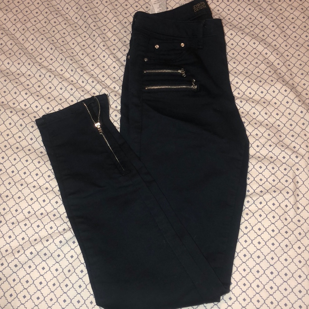 Zara navy blue jeans. Size 2. Skinny’s